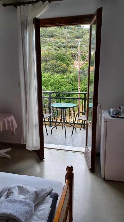 Hotel Rena Agios Kirykos  Ngoại thất bức ảnh